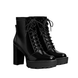 PLATFORM Lace-up Boots